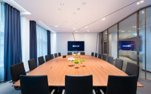 konferenzraum medientechnik